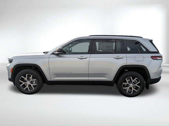 new 2025 Jeep Grand Cherokee car, priced at $39,187