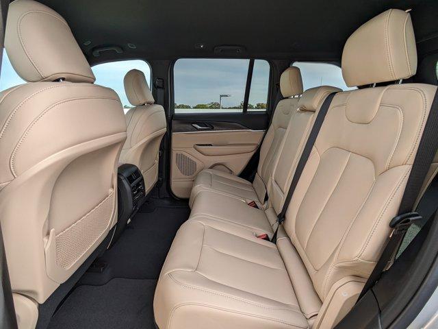 new 2025 Jeep Grand Cherokee car, priced at $39,187