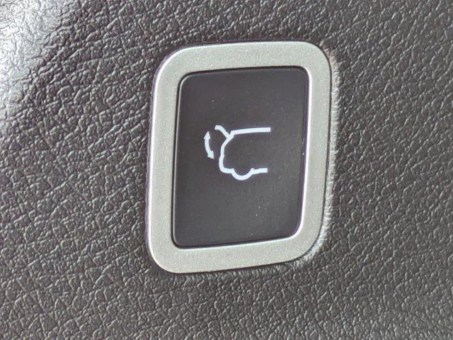 new 2026 Chrysler Pacifica car, priced at $54,129