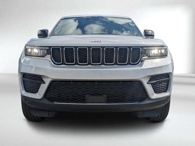 new 2025 Jeep Grand Cherokee car, priced at $38,882