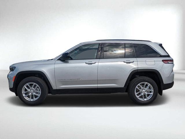 new 2025 Jeep Grand Cherokee car, priced at $38,882