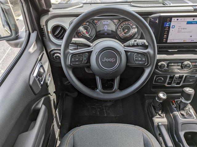 new 2025 Jeep Wrangler car, priced at $40,669