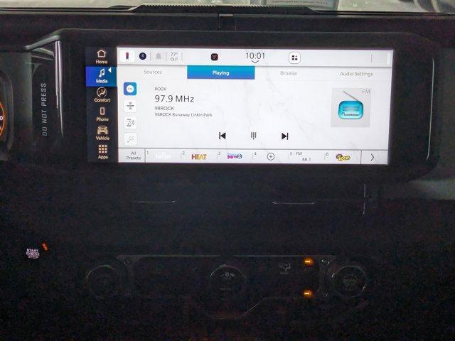 new 2025 Jeep Wrangler car, priced at $42,998