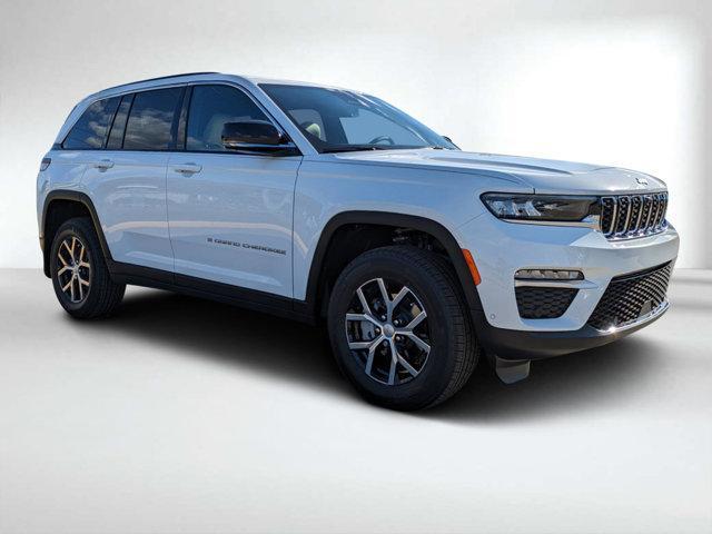 new 2025 Jeep Grand Cherokee car, priced at $49,899