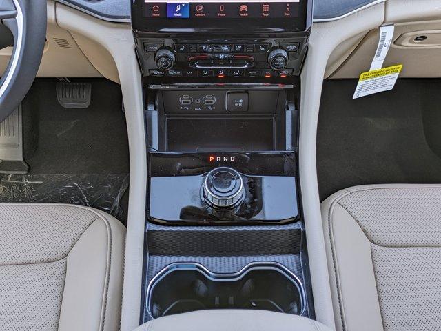 new 2025 Jeep Grand Cherokee car, priced at $40,288