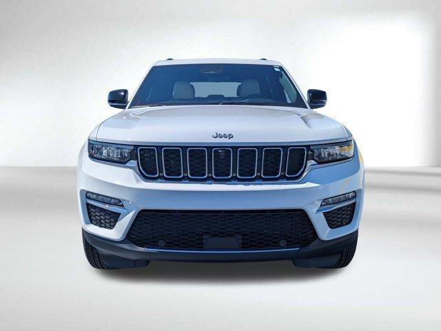 new 2025 Jeep Grand Cherokee car, priced at $40,288