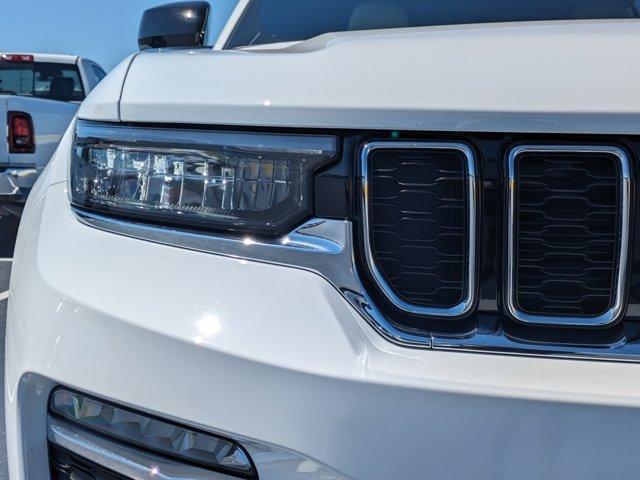 new 2025 Jeep Grand Cherokee car, priced at $40,288