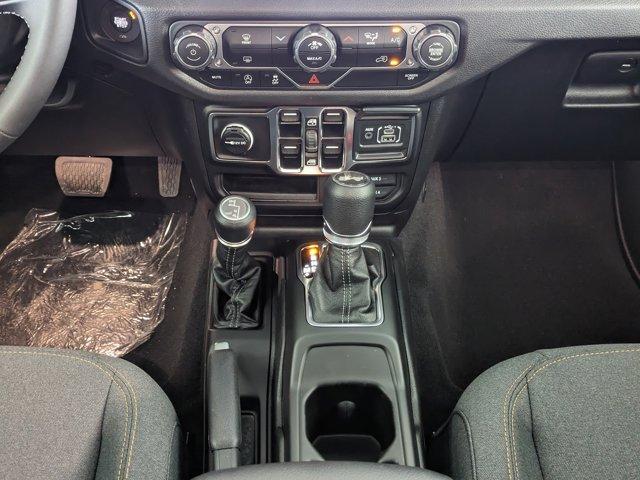 new 2025 Jeep Wrangler car, priced at $43,499