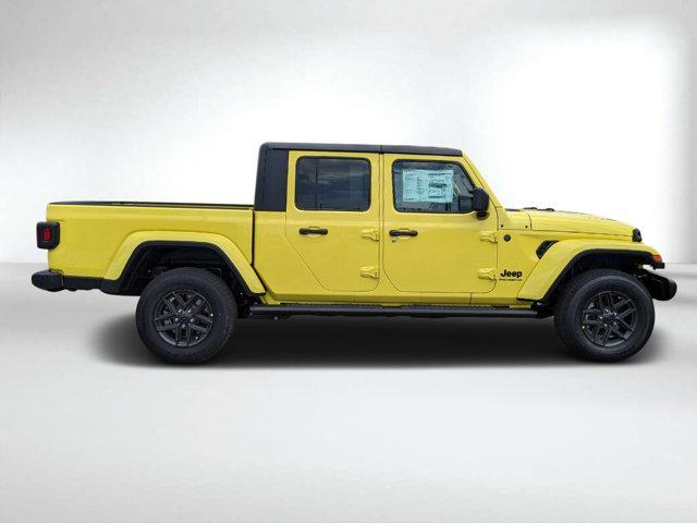 new 2024 Jeep Gladiator car, priced at $44,979