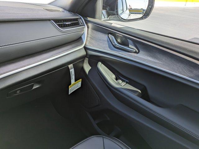 new 2025 Jeep Grand Cherokee L car, priced at $41,649