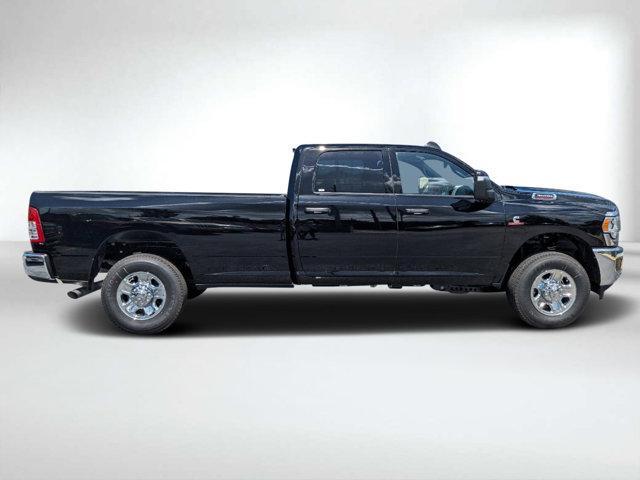 new 2024 Ram 3500 car, priced at $62,870