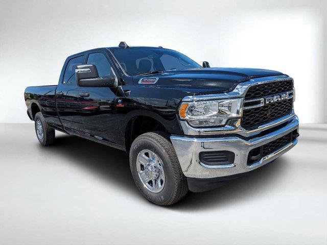 new 2024 Ram 3500 car, priced at $62,870