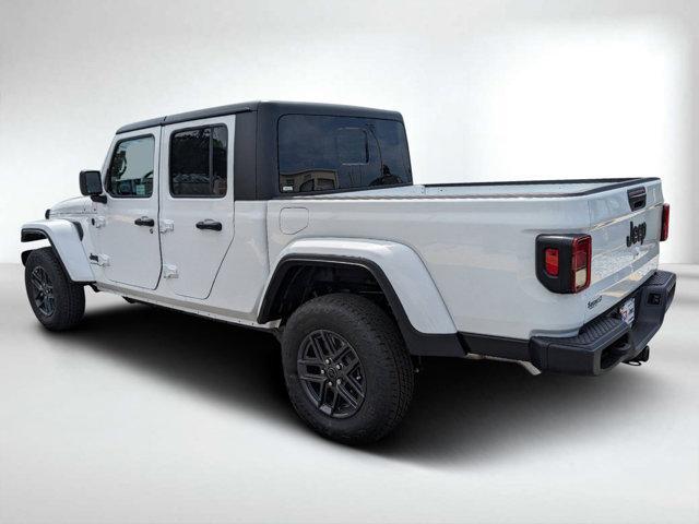 new 2024 Jeep Gladiator car, priced at $46,475