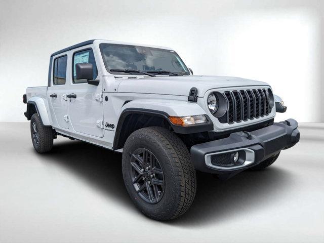 new 2024 Jeep Gladiator car, priced at $46,475