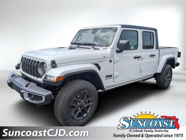 new 2024 Jeep Gladiator car, priced at $45,475