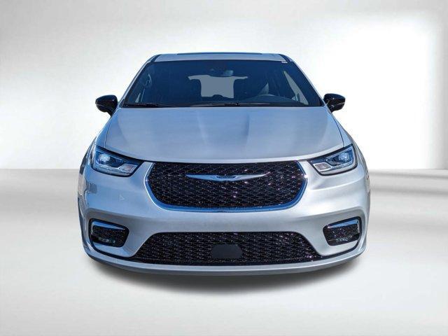 new 2026 Chrysler Pacifica car, priced at $48,237