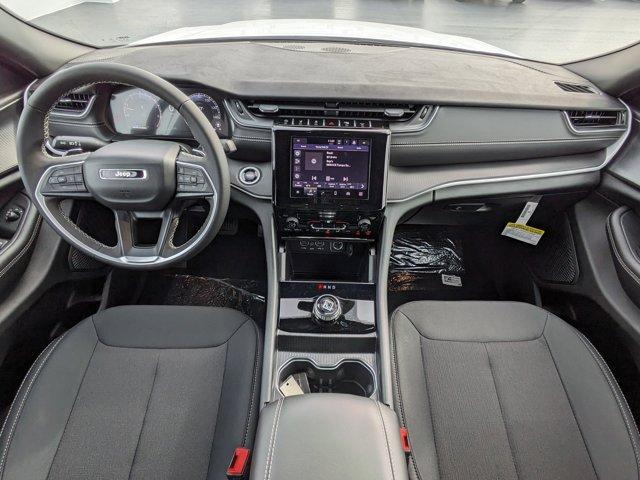 new 2025 Jeep Grand Cherokee car, priced at $34,680