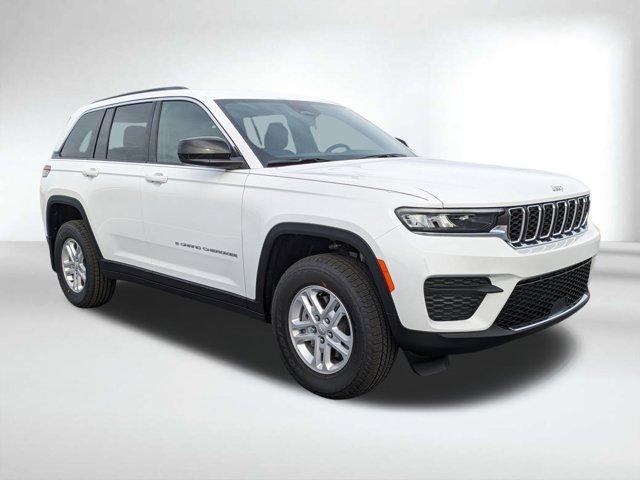 new 2025 Jeep Grand Cherokee car, priced at $34,680