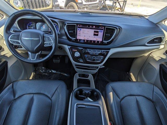 used 2021 Chrysler Pacifica Hybrid car, priced at $26,968