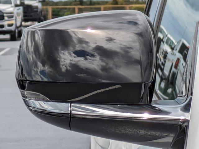 new 2025 Jeep Grand Cherokee car, priced at $35,799