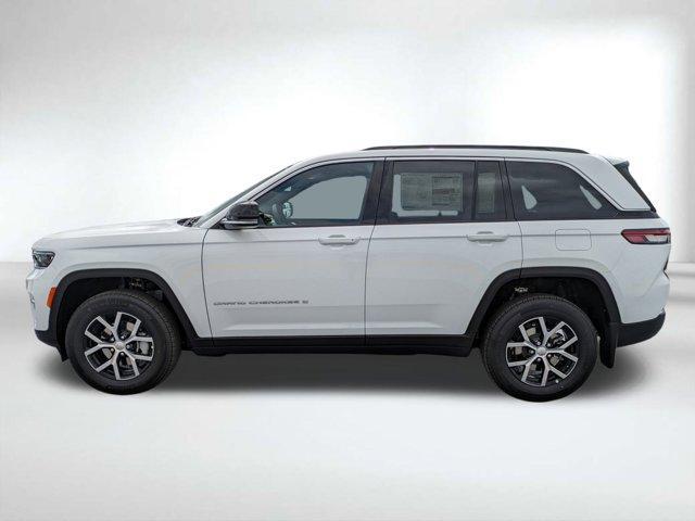 new 2025 Jeep Grand Cherokee car, priced at $35,799