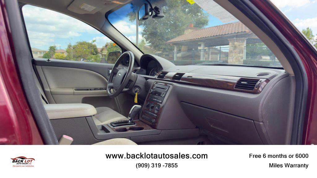 used 2008 Ford Taurus car, priced at $2,995