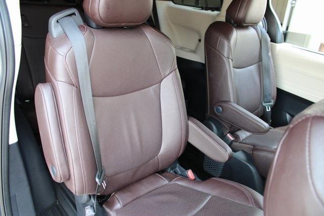 used 2022 Toyota Sienna car, priced at $48,212