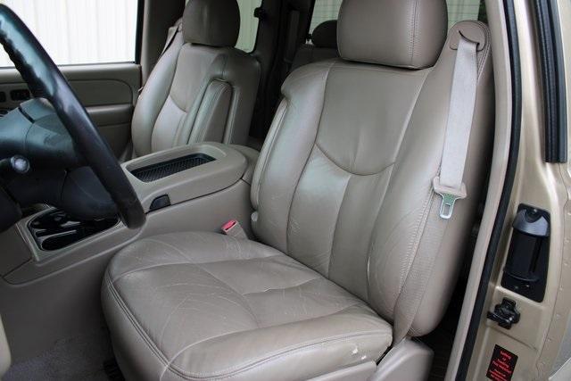 used 2004 GMC Sierra 1500 car, priced at $11,890