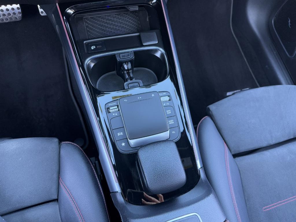 used 2021 Mercedes-Benz GLB 250 car, priced at $30,250