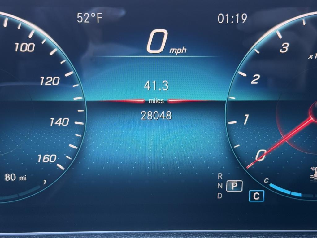 used 2021 Mercedes-Benz GLB 250 car, priced at $30,250