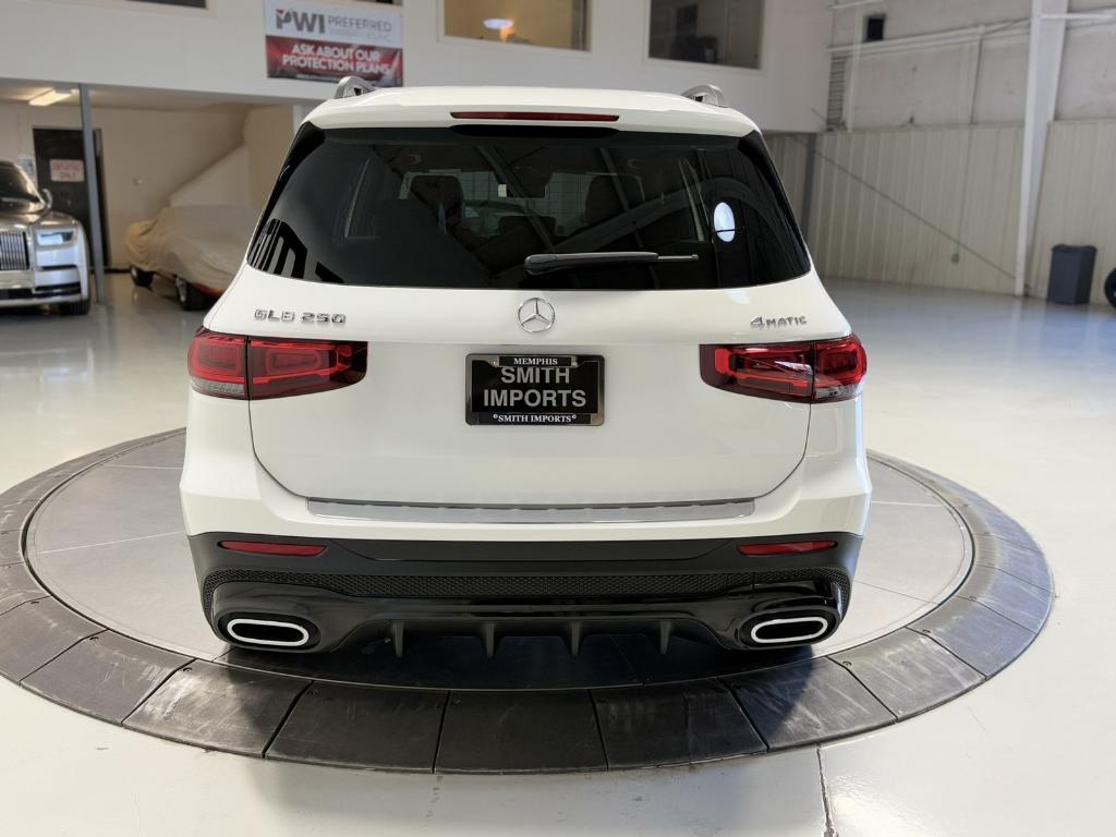 used 2021 Mercedes-Benz GLB 250 car, priced at $30,250