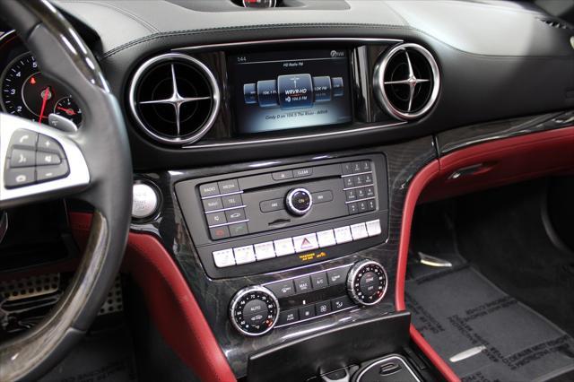 used 2020 Mercedes-Benz SL 550 car, priced at $69,875