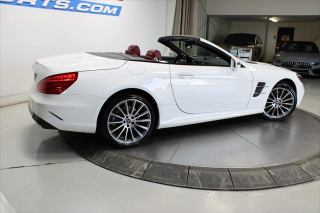 used 2020 Mercedes-Benz SL 550 car, priced at $69,875