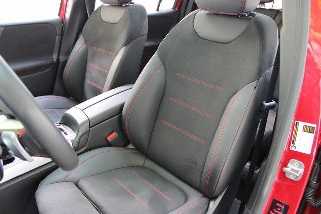 used 2024 Mercedes-Benz GLB 250 car, priced at $37,829