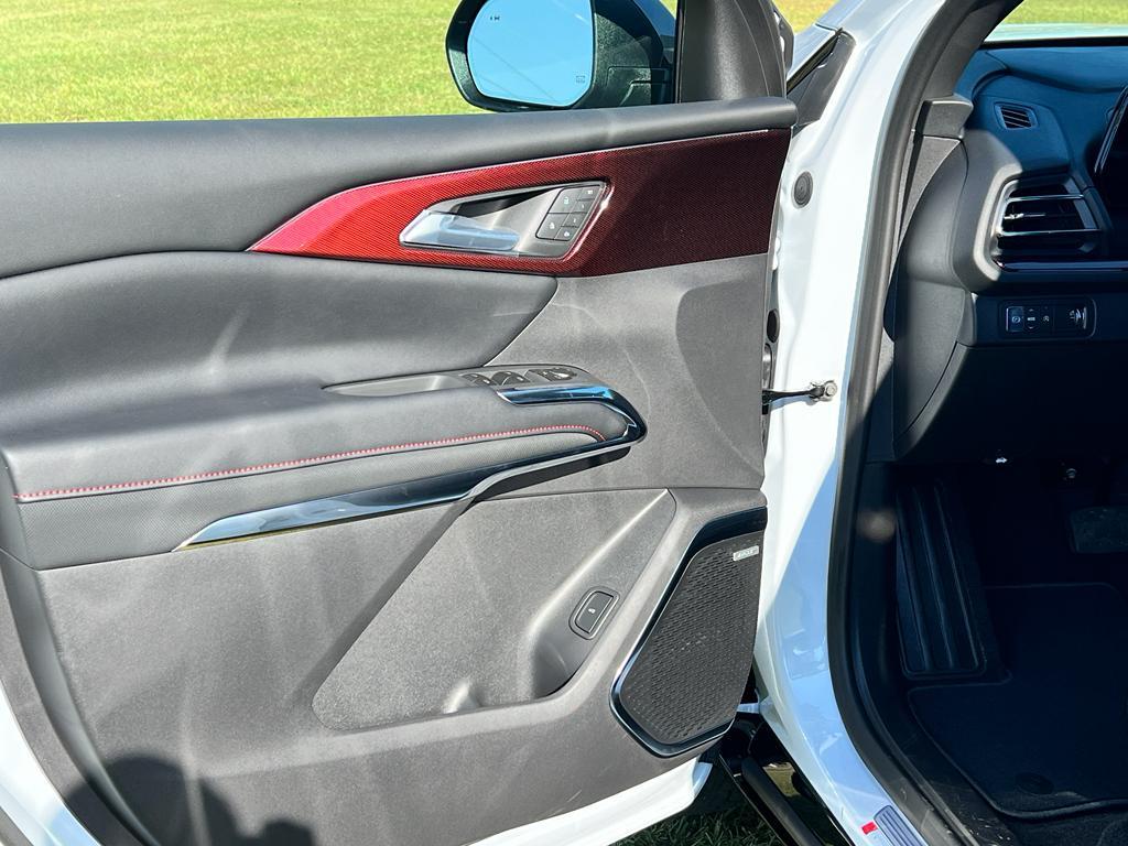 new 2026 Chevrolet Traverse car, priced at $59,830