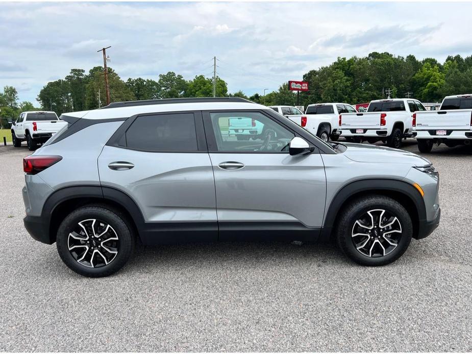 new 2024 Chevrolet TrailBlazer car, priced at $29,525