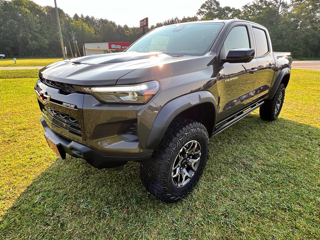 new 2025 Chevrolet Colorado car, priced at $53,055