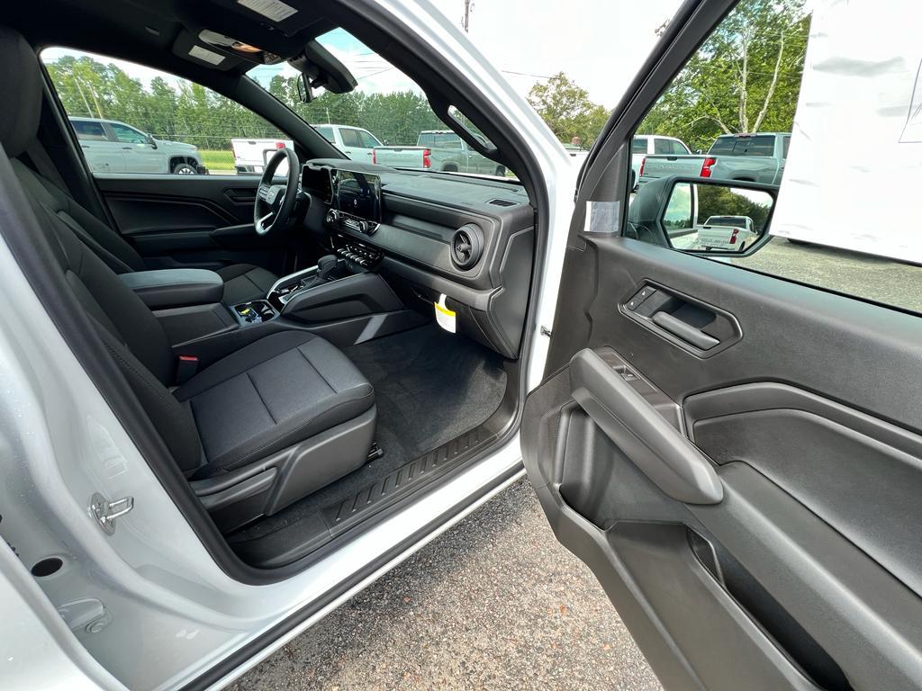 new 2026 Chevrolet Colorado car, priced at $35,555