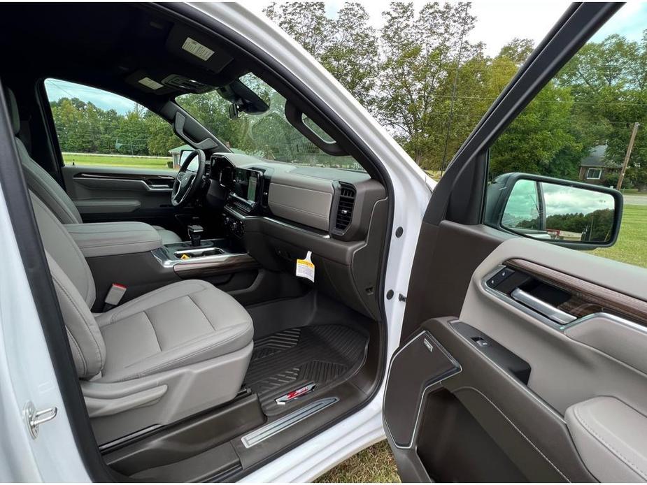 new 2024 Chevrolet Silverado 1500 car, priced at $60,445