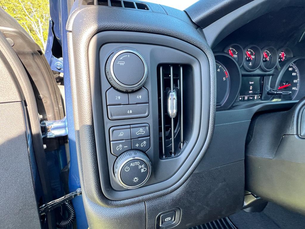 new 2025 Chevrolet Silverado 2500 car, priced at $67,700