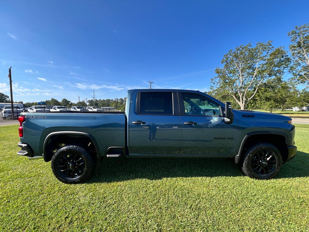 new 2025 Chevrolet Silverado 2500 car, priced at $67,700