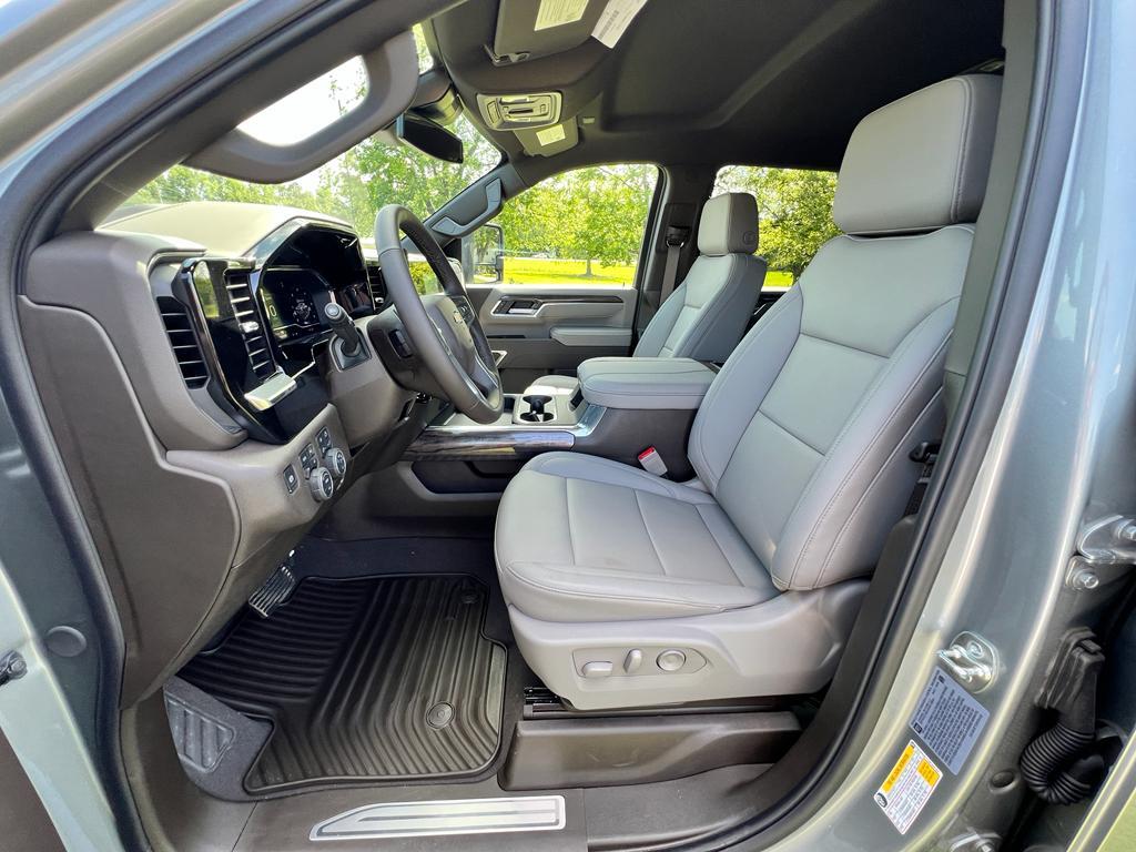 new 2025 Chevrolet Silverado 3500 car, priced at $82,935