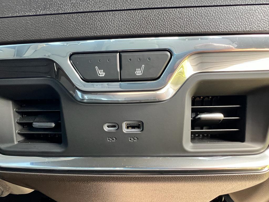 new 2025 Chevrolet Silverado 3500 car, priced at $82,935