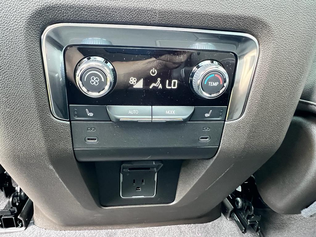 new 2025 Chevrolet Tahoe car