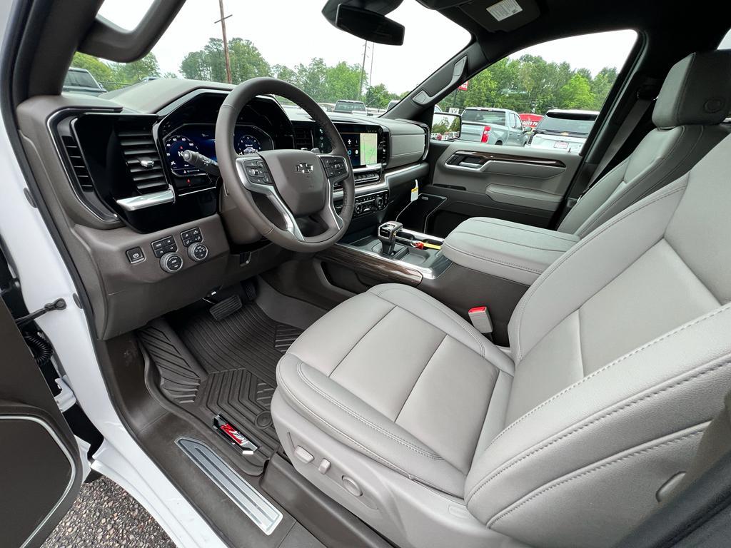 new 2025 Chevrolet Silverado 1500 car, priced at $60,700