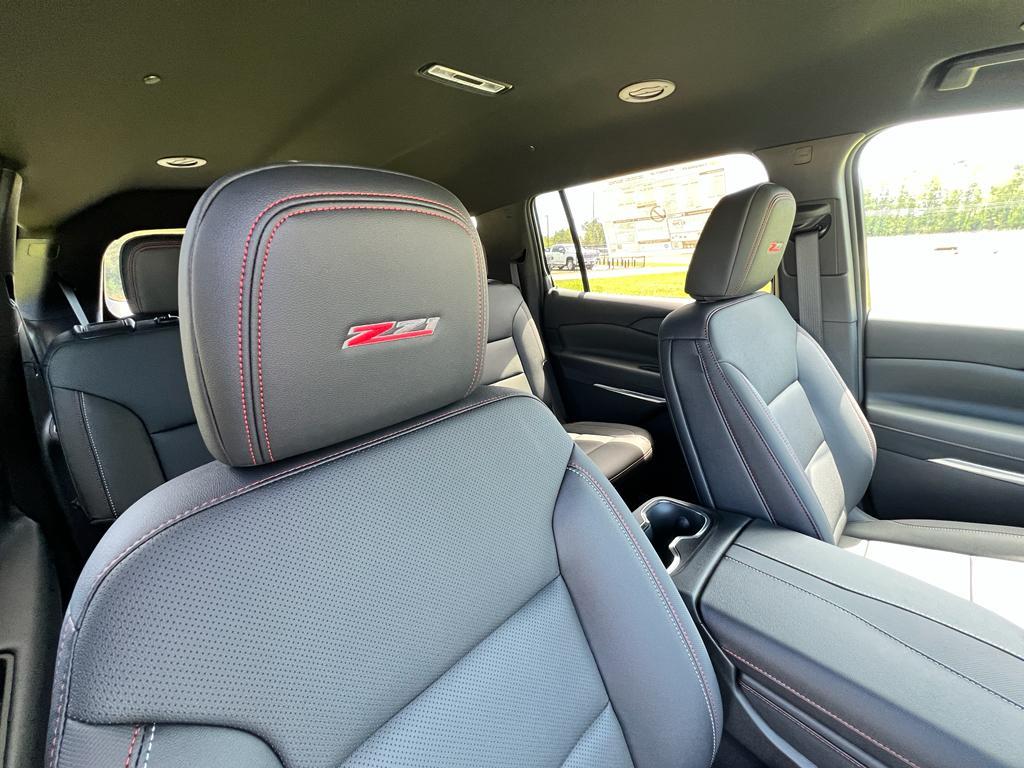 new 2026 Chevrolet Traverse car, priced at $53,055