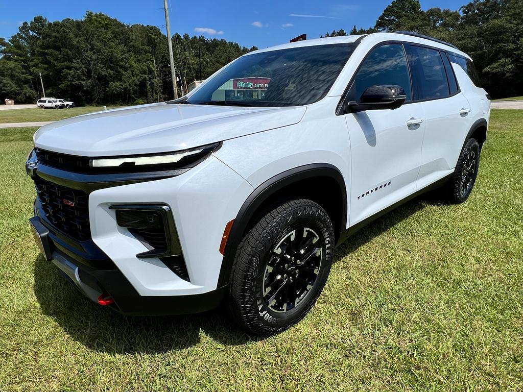 new 2026 Chevrolet Traverse car, priced at $53,055