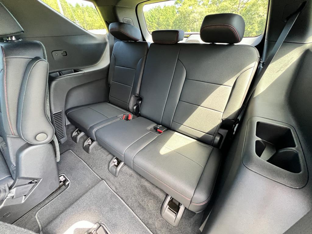 new 2026 Chevrolet Traverse car, priced at $53,055