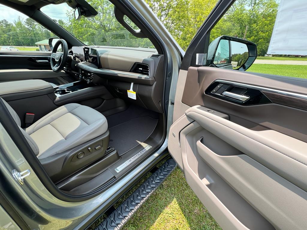 new 2025 Chevrolet Tahoe car