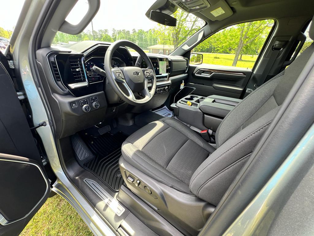new 2025 Chevrolet Silverado 1500 car, priced at $56,090